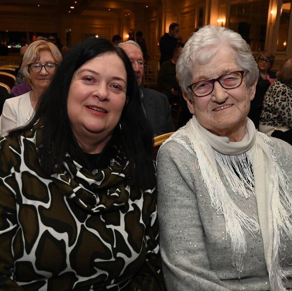 Gillian and Pauline Lynch 