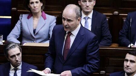 Fianna Fáil seeks legal advice as row over Dáil speaking rights rumbles on