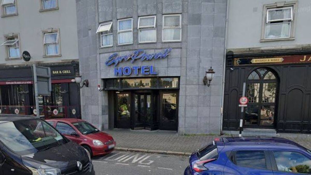 Sudden closing of Newbridge IPAS centre leaves residents distraught