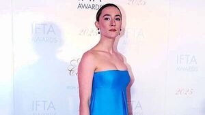 Saoirse Ronan among Irish stars in eye-catching gowns at Ifta awards Saoirse Ronan among Irish stars in eye-catching gowns at Ifta awards