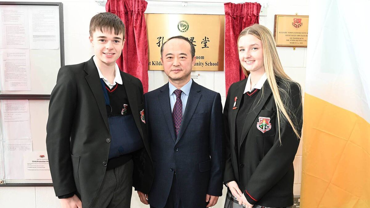 Kildare school & Chinese ambassador celebrate links