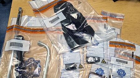 Three teens arrested as gardaí recover stolen car keys, iron bars and balaclavas