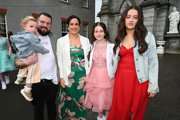 Holly Walsh with her family Holly Walsh with her family