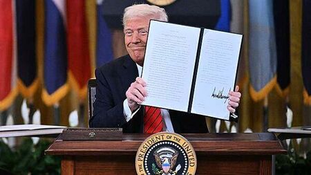 Looming US-EU trade war is ‘extremely concerning’ for Ireland, Central Bank governor says