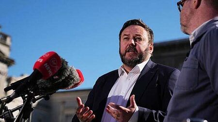 Sinn Féin write to Ceann Comhairle over ‘flawed’ report on Dáil disorder