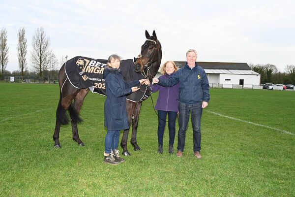 Marine Nationale with owner and trainer Barry Connell with Mandy Makepeace and Maria Bennett 