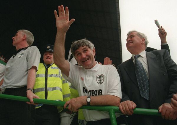 Mick O'Dwyer stands on the steps of the Hogan stand as Glenn Ryan makes his acceptance speech after the 1998 Leinster Final Photo: Inpho/James Meehan