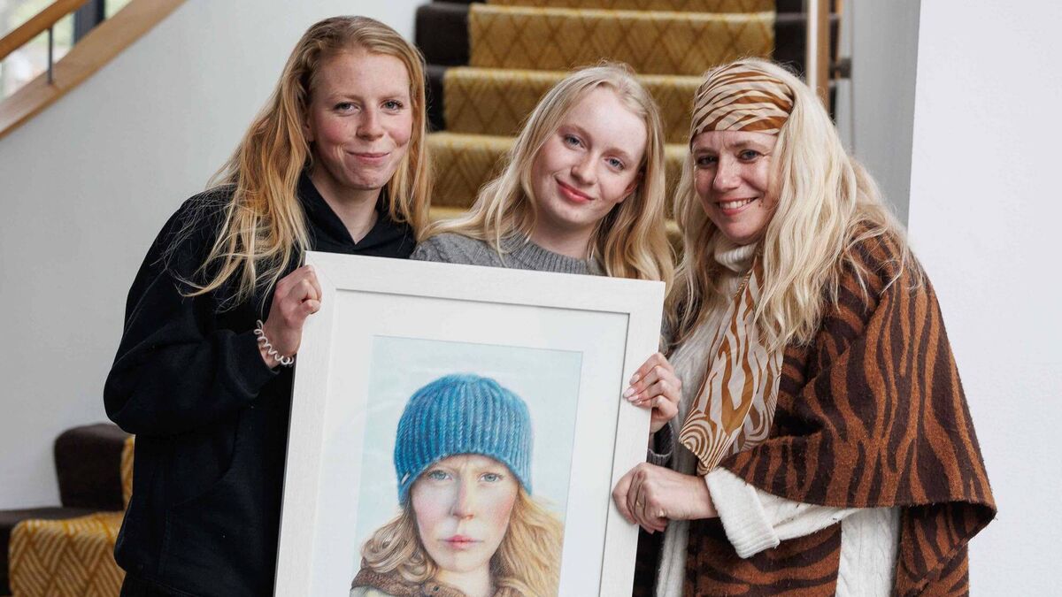Kildare teen wins major prize in Texaco Art comp