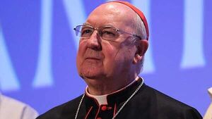 Irish-born cardinal announces Pope Francis’ death