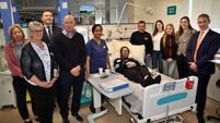 Kidney charity race jockeys visit dialysis unit