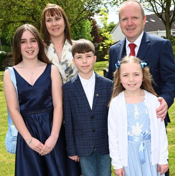 Mellissa and Kenneth ( Twins ) and their family 