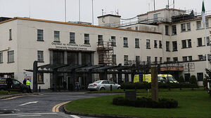 Hospital overcrowding: 98 patients waiting for beds at UHL