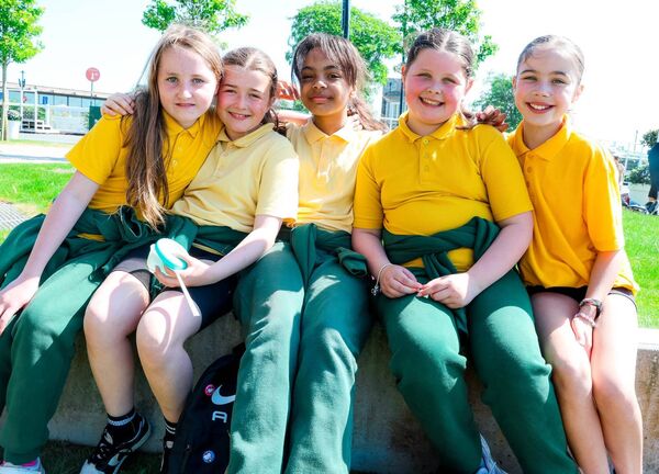 Méabh Hickey, Beth Phillips, Myah Enyeobi, Emily Anderson and Charlotte Maher from Gaelscoil ChillDara, Newbridge