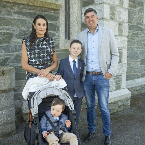 Thomas Russell and family