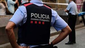 Two people shot dead at Irish bar in Costa del sol Two people shot dead at Irish bar in Costa del sol