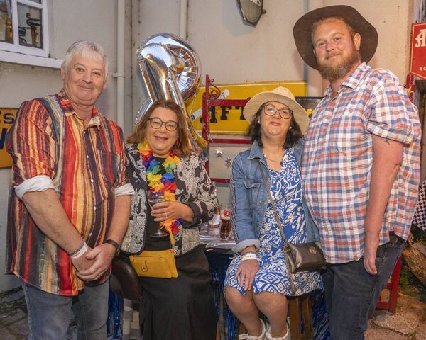Tommy Phelan, Liz Phelan, Ellen Glennon and Dave Glennon