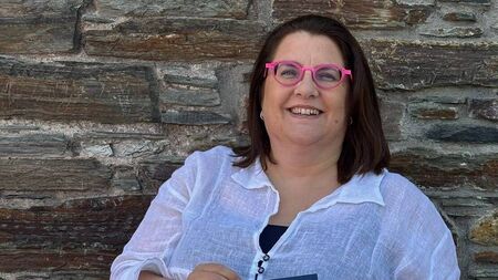 Kildare optician achieves Amazon bestseller