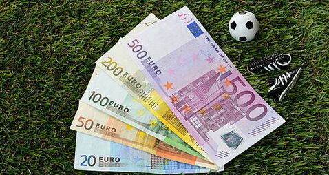 Free bets coax people into betting more, including problem gamblers – study
