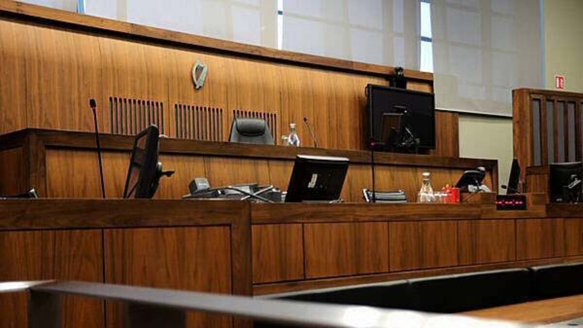 Man (36) jailed for raping his partner and caught trying to strangle her