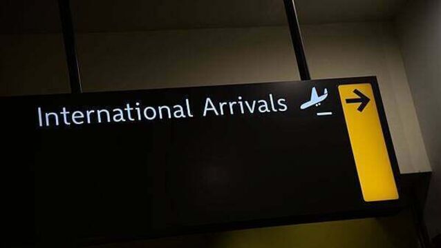 People living in disadvantaged areas ‘less positive’ about immigration – ESRI