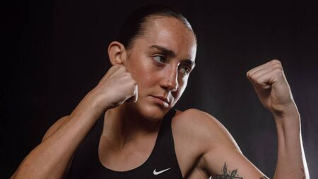 Leonard targets a spot on Conlan's undercard after first professional win