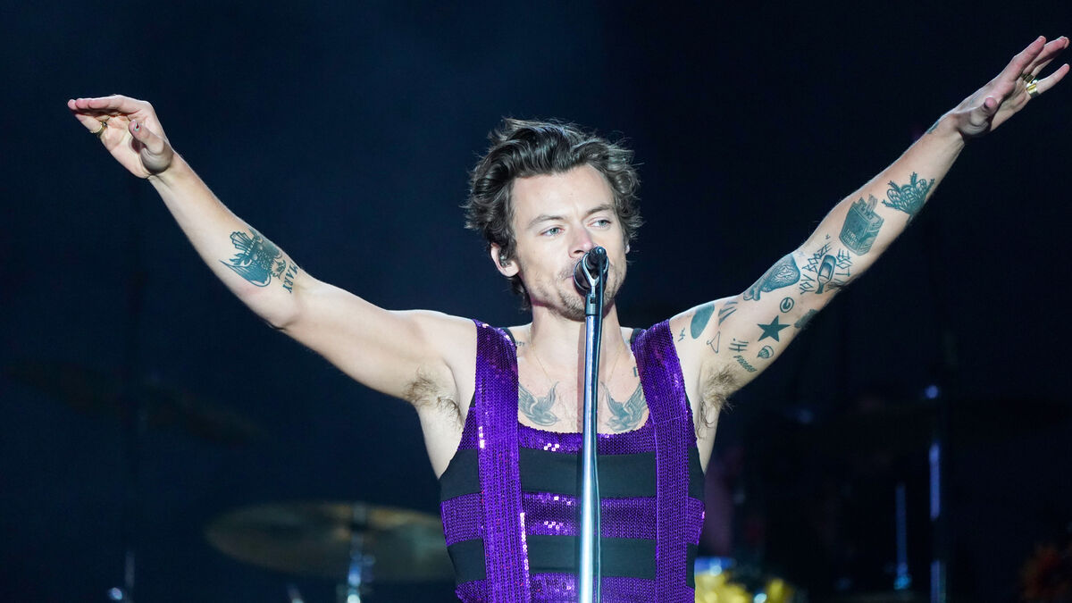 Harry Styles spotted in Naas last night