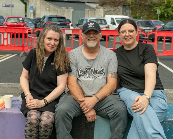 Susan Herbert, David and Yvonne Rothwell Susan Herbert, David and Yvonne Rothwell