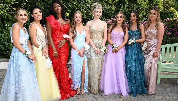 Saint Pauls Girls enjoying their Debs Saint Pauls Girls enjoying their Debs