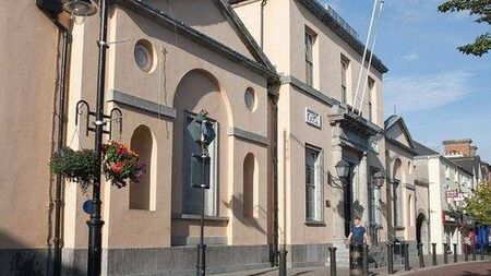 Former talented sportsperson who set fire to flat jailed