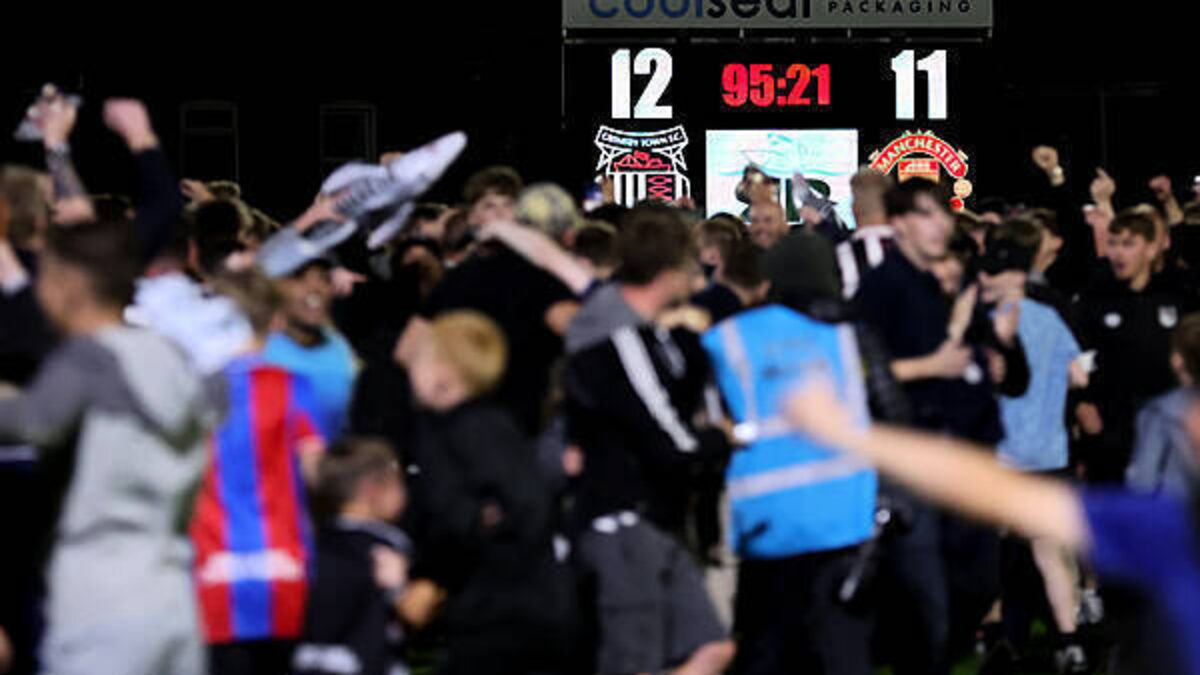 Grimsby fined by EFL for fielding ineligible player in cup win over Man Utd
