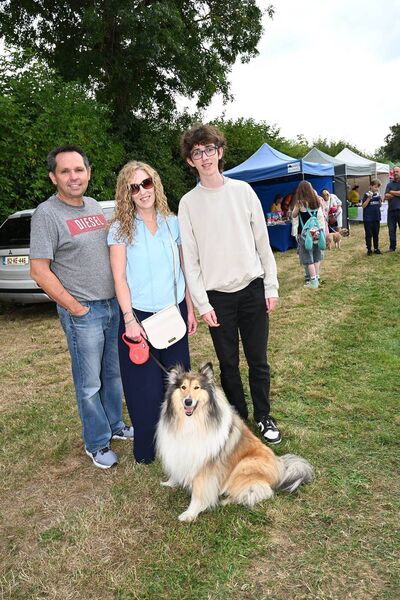 David, Yvonne and Ronan Stynes and their Dog Luna David, Yvonne and Ronan Stynes and their Dog Luna