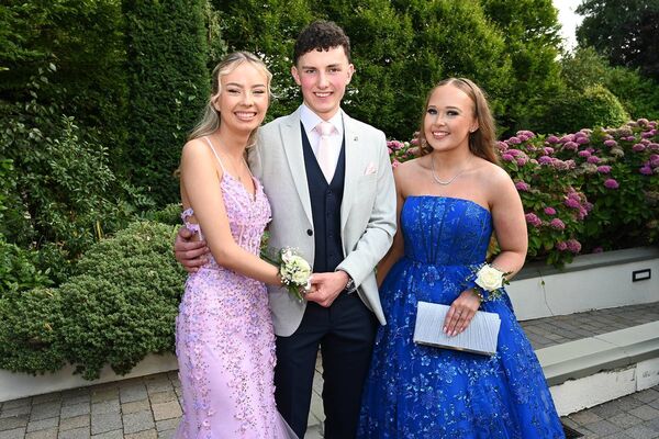 Niamh Walsh, Rory Commins and áine O Leary Niamh Walsh, Rory Commins and áine O Leary
