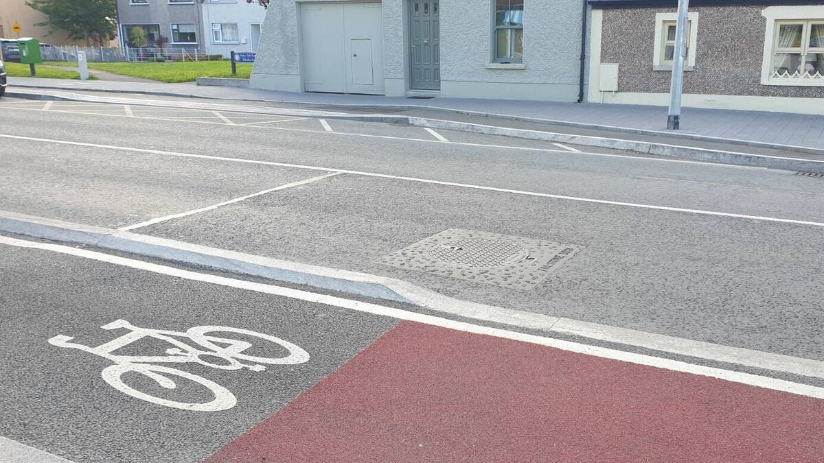 Claim that one person a week falling over Kildare kerb