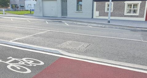 Consultant to investigate ‘trippy’ kerbs in Naas