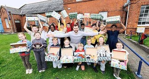 Man who received Christmas shoebox is gifting back 30 years on