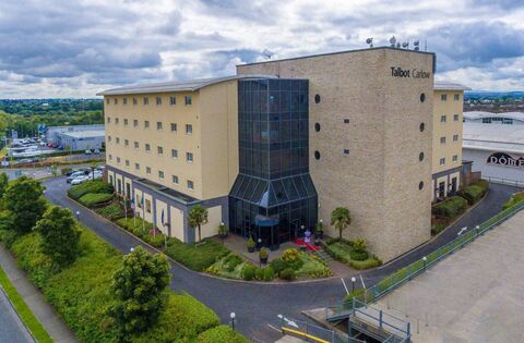 Drunken man caused €2,000 worth of damage to hotel - News - Kildare ...