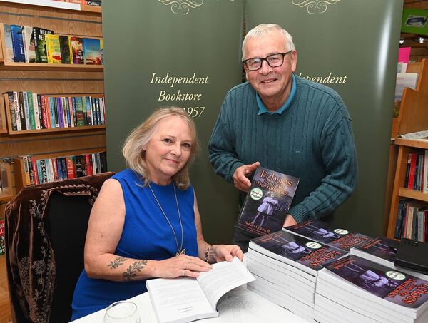 Susan Connoloy and Nad Farrell 