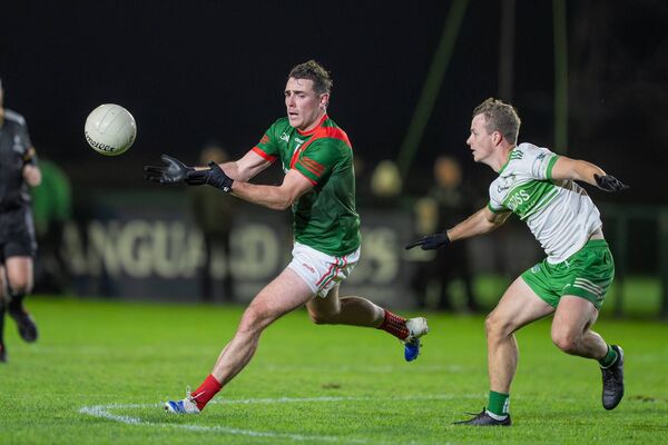 Alan Dignam (Milltown) in action during the second half.