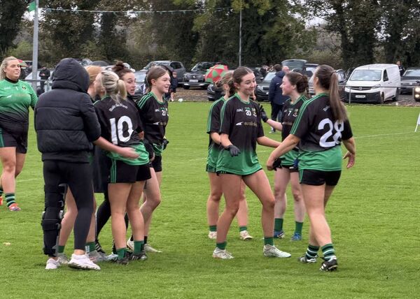 Siobhan Hurley (28) celebrates with her niece Robyn (20) after Balyna's fine win Siobhan Hurley (28) celebrates with her niece Robyn (20) after Balyna's fine win