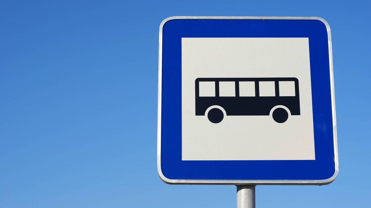 Cllrs wait on bus stops, two still don’t come