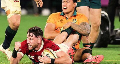 Hugo Keenan admits injury frustration as he targets New Year return