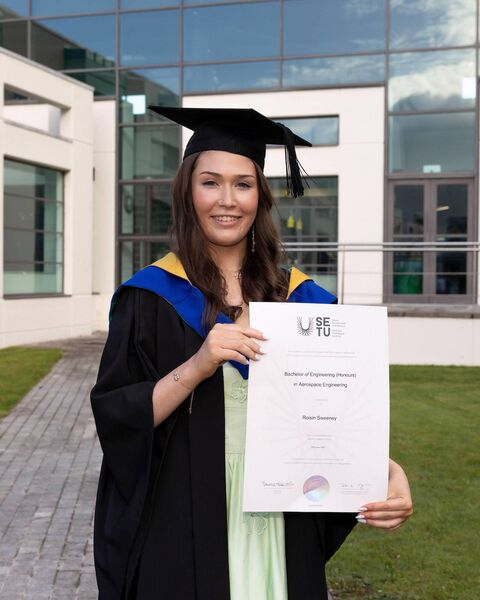 Róisín Sweeney with Bachelor of Engineering (Honours) in Aerospace Engineering SETU  Róisín Sweeney with Bachelor of Engineering (Honours) in Aerospace Engineering SETU