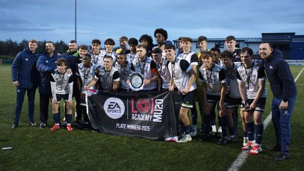 Klub Kildare lift silverware