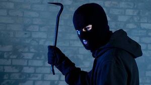 Man threatens ex with crowbar over social media posts