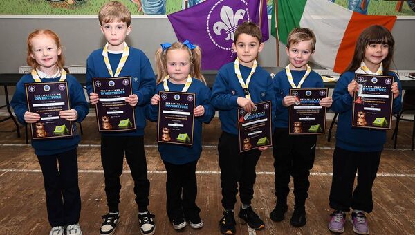 Cali O Dea, William Hogan, Blair Fahy, Hugo Garvey, Mason Harrison and Summer Shannon (Beavers) 