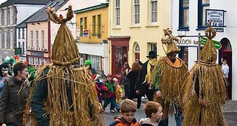 Living Greener: Pledge to have a real Christmas this year