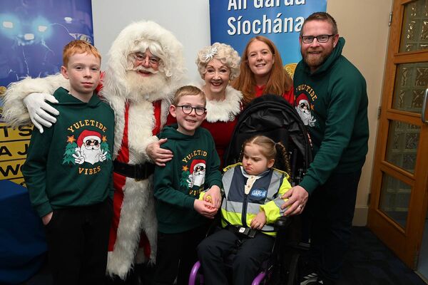 Santa at The Whitewater Shopping Centre Newbridge Little Blue Hero Lottie Farrell visits Santa at Newbridge Station with her Family Photos Jimmy Fullam 