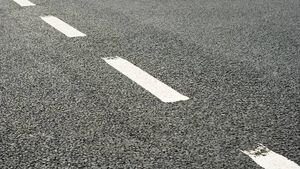 'Off centre' white line on Kildare road can't be realigned 