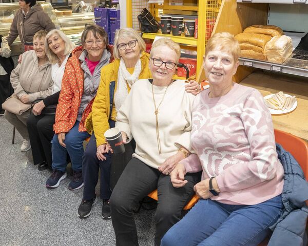 Betty McGardle, Annette Cowzer, Loretta Phillips, Collete McCarthy, Bridget Flinter and Liz Mealey. Betty McGardle, Annette Cowzer, Loretta Phillips, Collete McCarthy, Bridget Flinter and Liz Mealey.