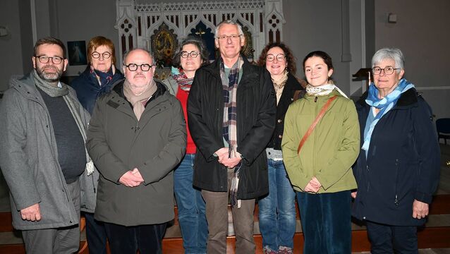 <p>Frederic Lesain-Cayeux, Brigitte Marcotte, Michél Barbier, (Mayor) Laure Lesaiin-Cayeux, Philippe Mahuet (Parish Priest ) Sophie Togni Devillrrs, Jeanne Sellier and Beatrice Inzani Grouo from EU Normandy France </p>